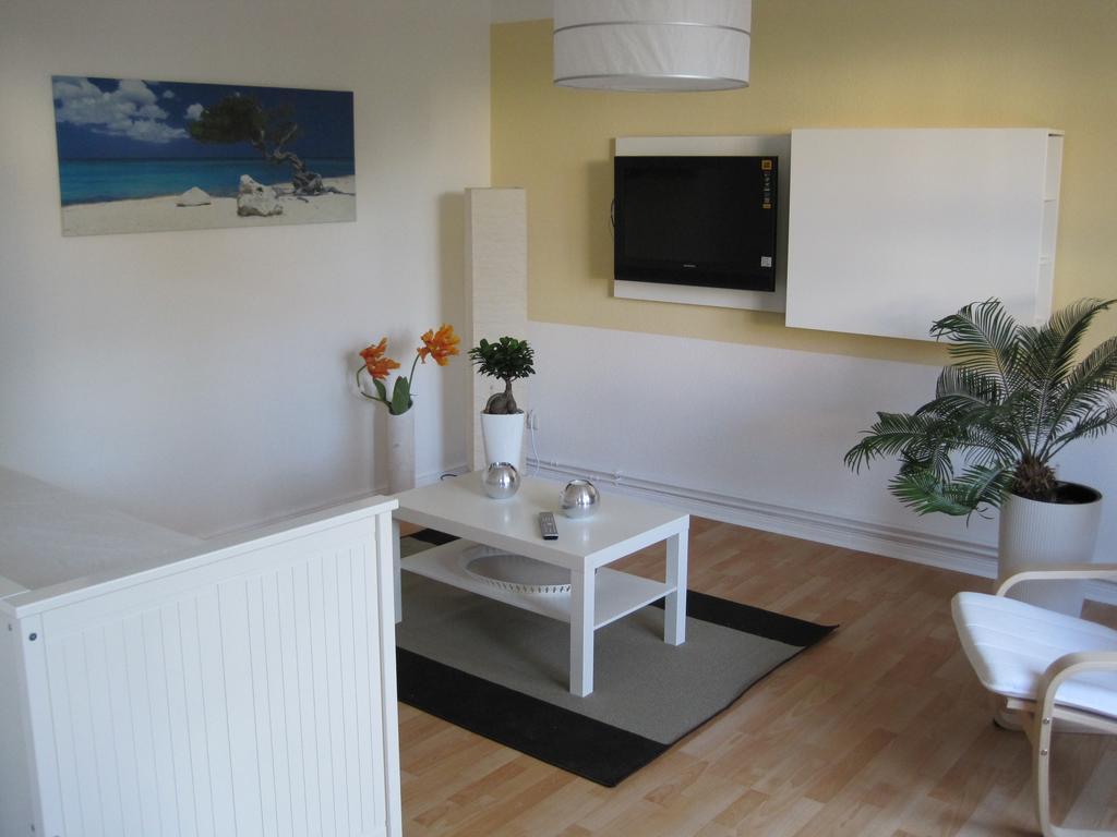 Haus Ostseeatoll Apartment Rostock Room photo