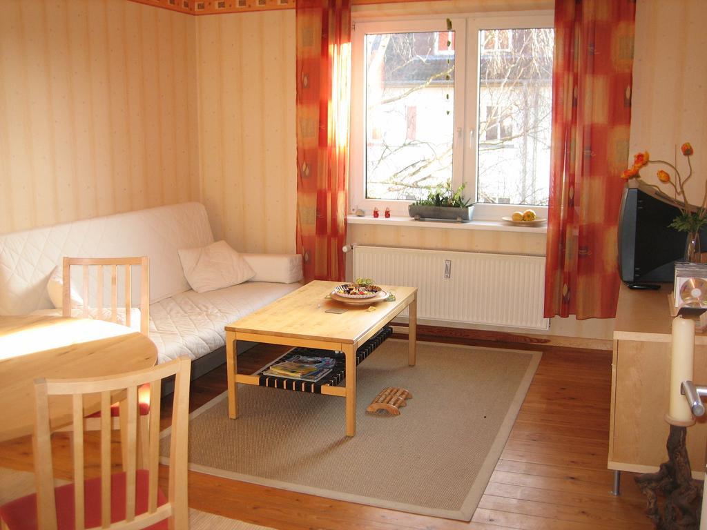 Haus Ostseeatoll Apartment Rostock Room photo