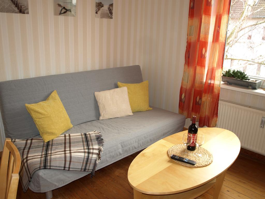 Haus Ostseeatoll Apartment Rostock Exterior photo
